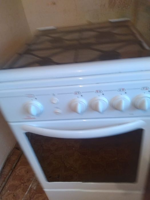 Газ плита сатилады жасап тур