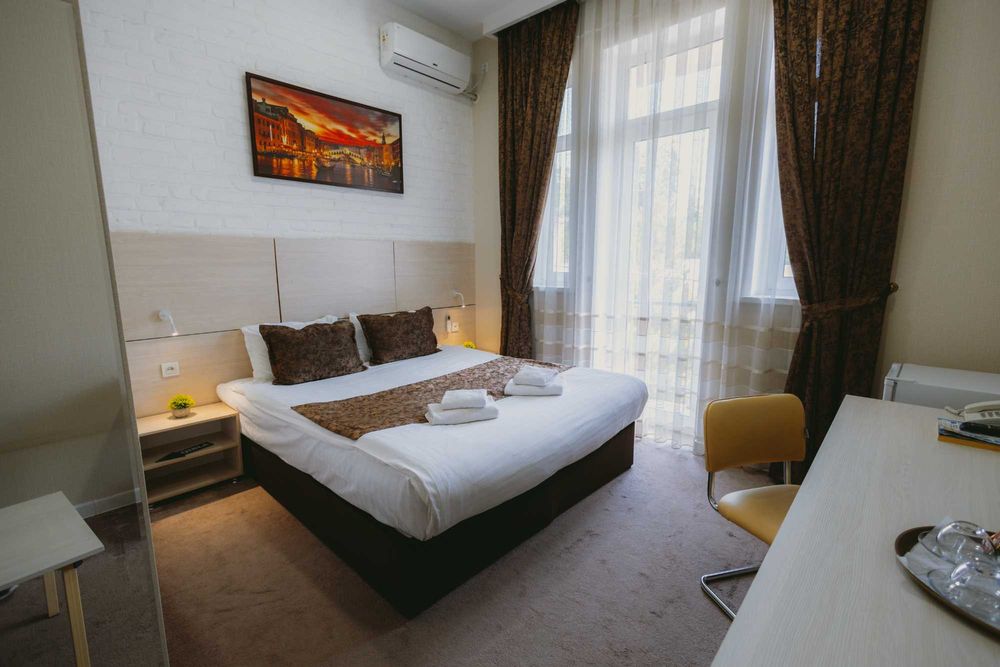 Посуточная аренда номеров в City Hotel