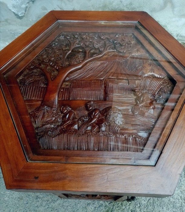 Superbă masa antica pe roti hexagonala de dimensiuni impresionante din