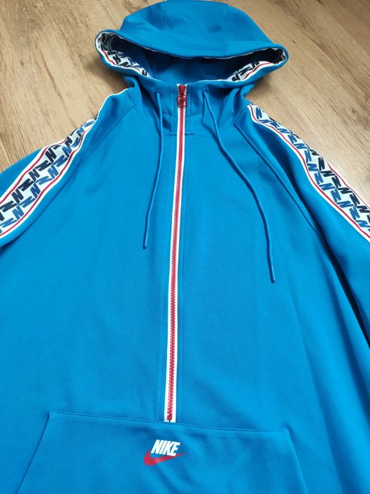 Hanorac Nike mărimea M