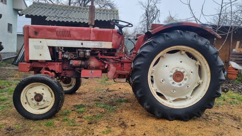 Internațional 453 3 pistoane + Remorcă 5T