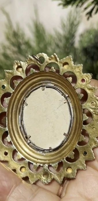 Pandantiv bizantin aur 14k cu pictura Maica domnului