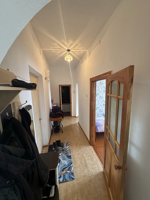 Продам 3 комнатную квартиру