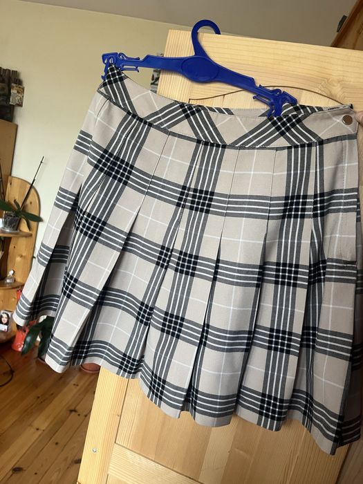 Плисирана поли HM/ дънкова пола Манго