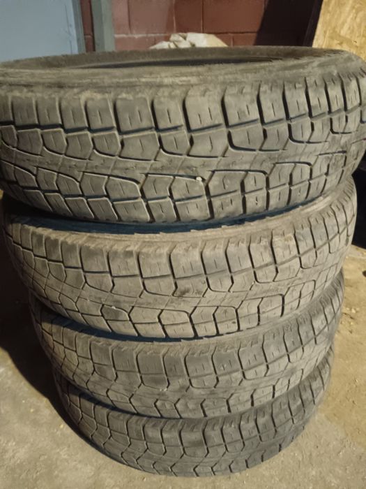 Продам резину б/у