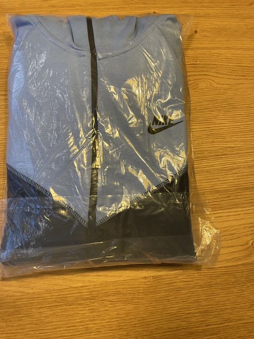 Nike tech fleece Baby blue and black