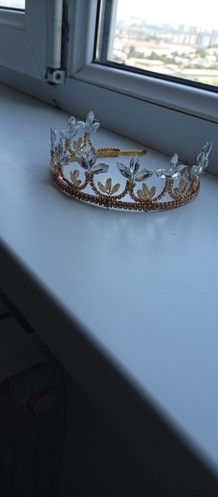 Diademalar. Qizlarga mos