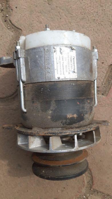 Срочно продам генератор