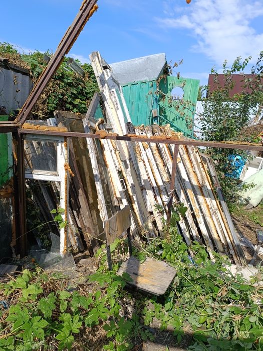 отдам рамы оконные