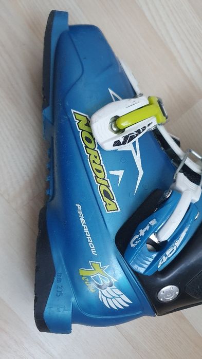 Clapari Nordica pentru copii 22 - 23.5 (275 mm) CADOU BEȚE