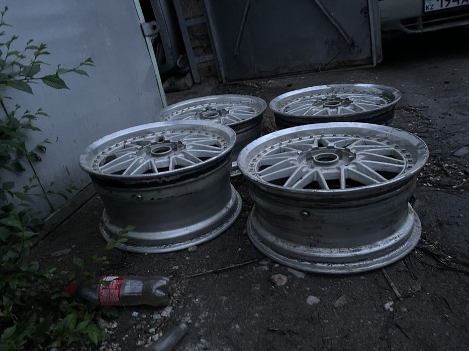 Диски Work Rezax R17