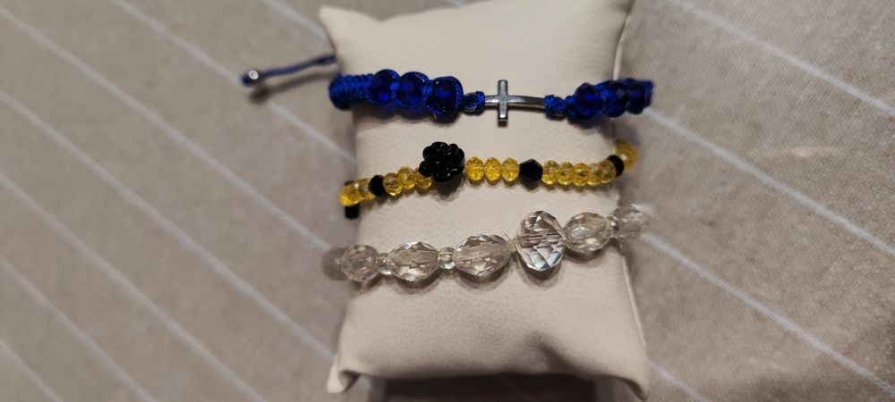 Дамски гривни 16 бр.