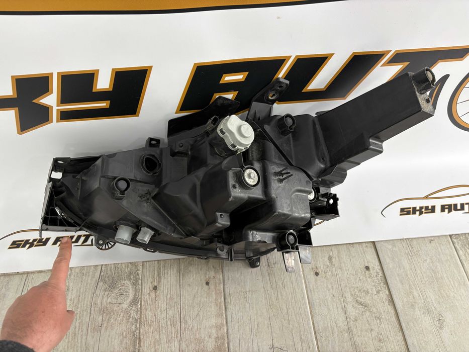 Far dreapta full led Mazda CX-5 2 dupa 2016 cod KB8N51030 Europa