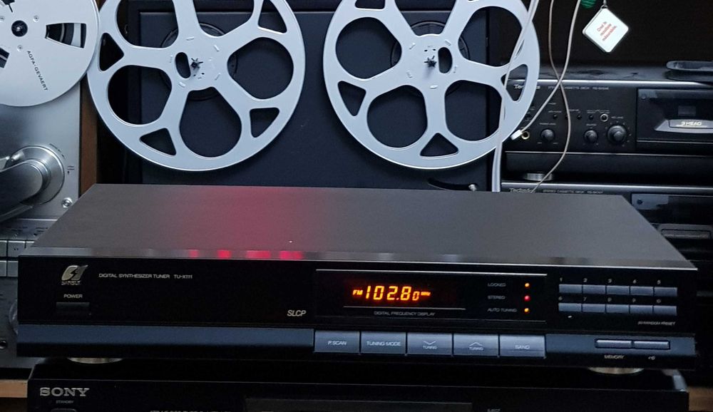 Tuner Audio Stereo Digital Synthesizer Sansui TU X111 (made in Japan