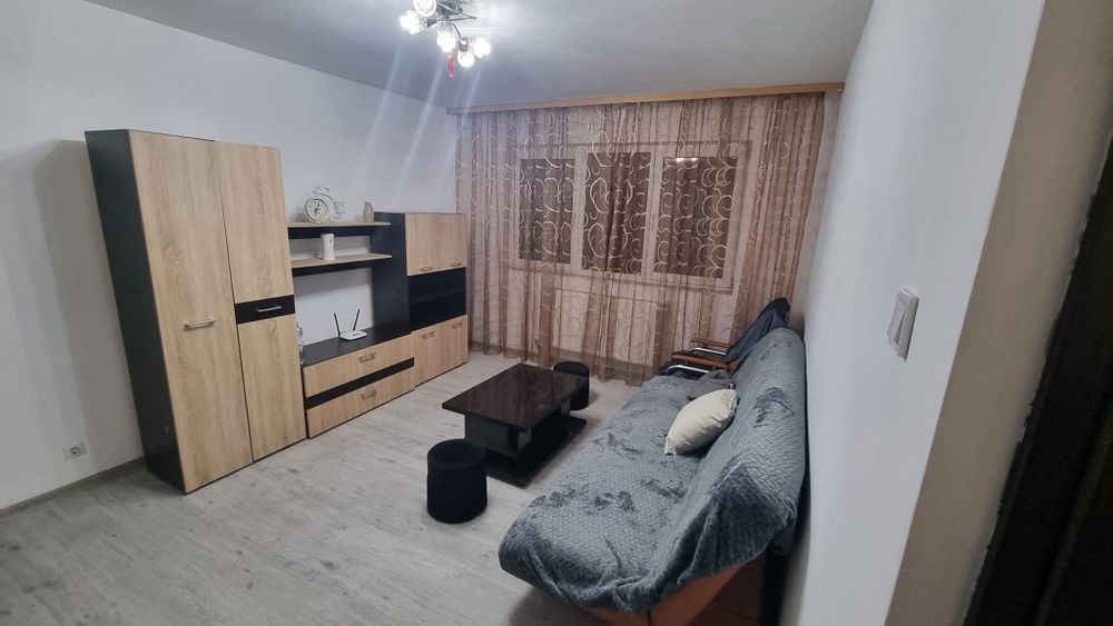 Vand apartament 4 camere, micro 2