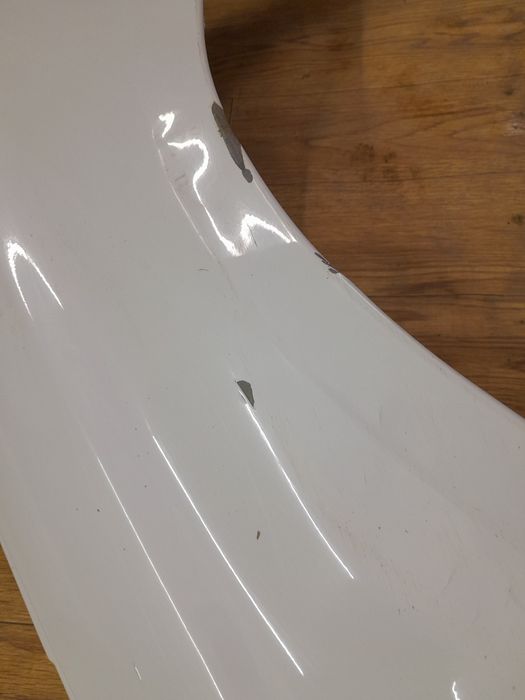 Лада Веста крылья передние пара