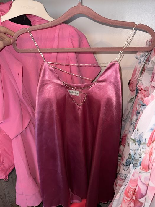 Елегантни рокли.