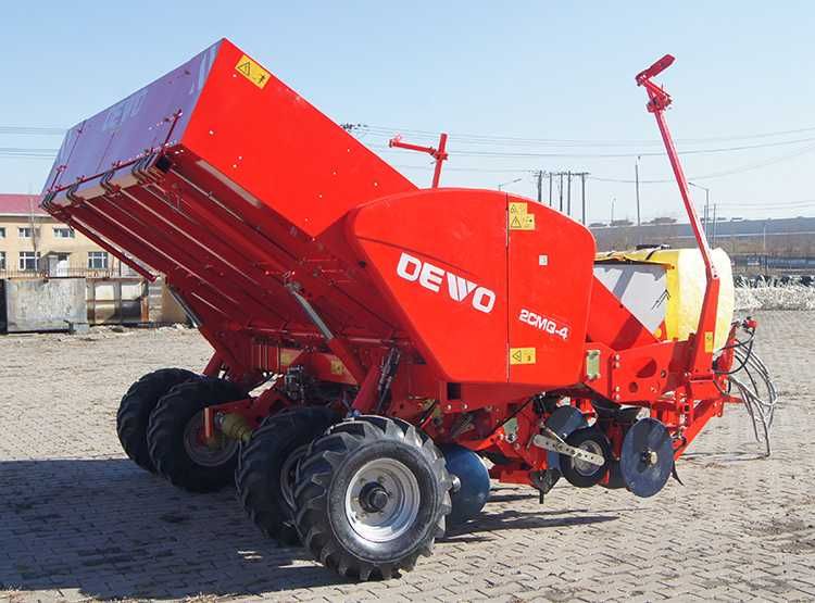 Картофелесажалка  2CMQ-4