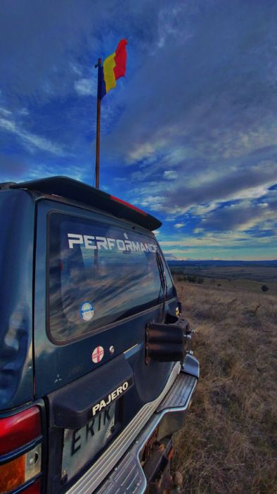 Mitsubishi Pajero 2.5