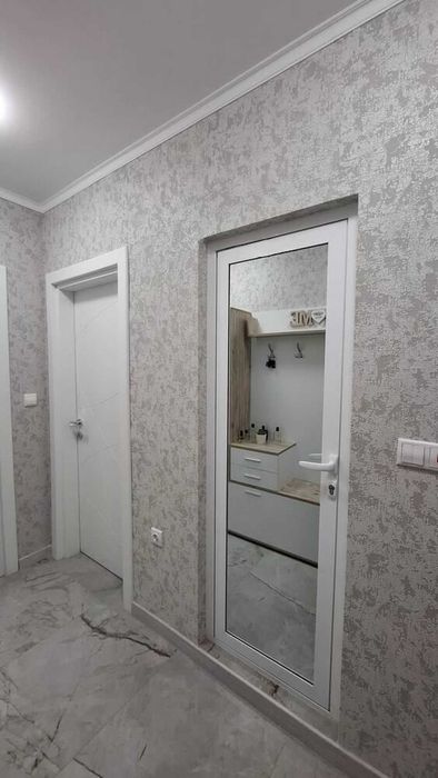 Двустаен Апартамент, Кючук Париж