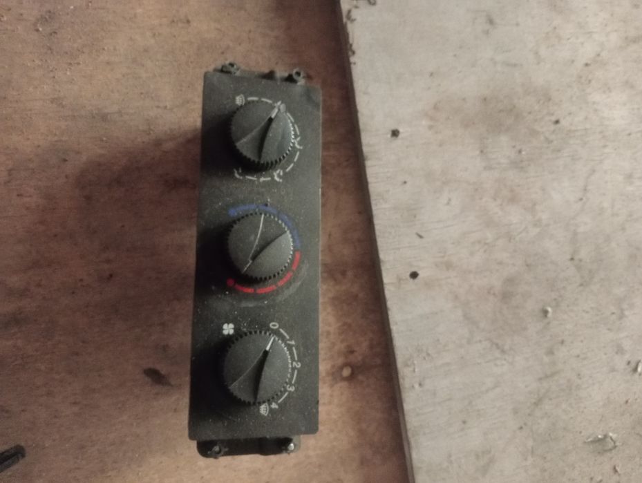 Запчасти на Приору