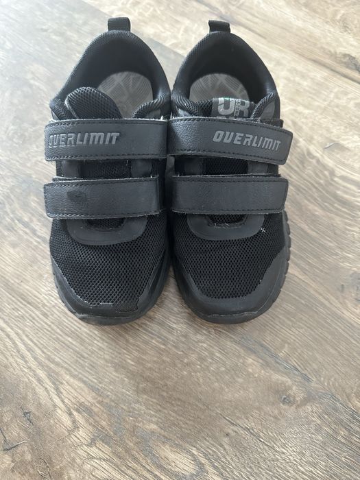 Кроссовки матерчитые