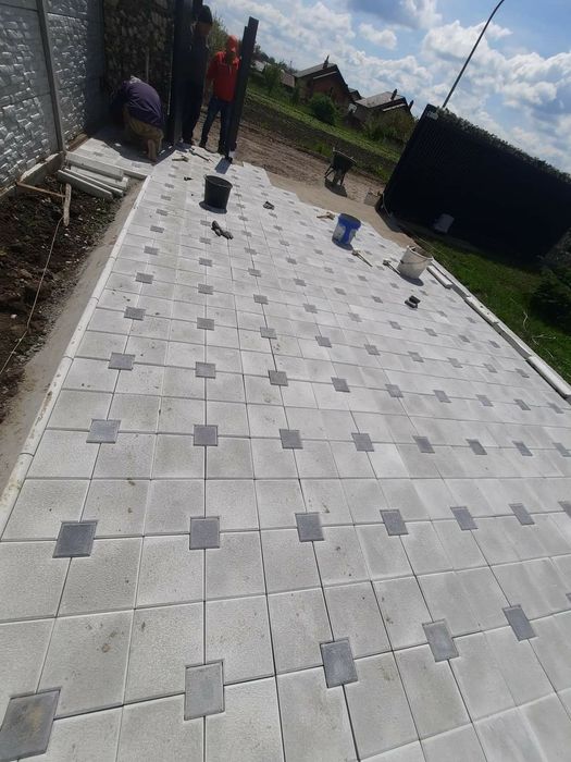 Pavele si pavele din beton prefabricat pentru gradina montaj si transp