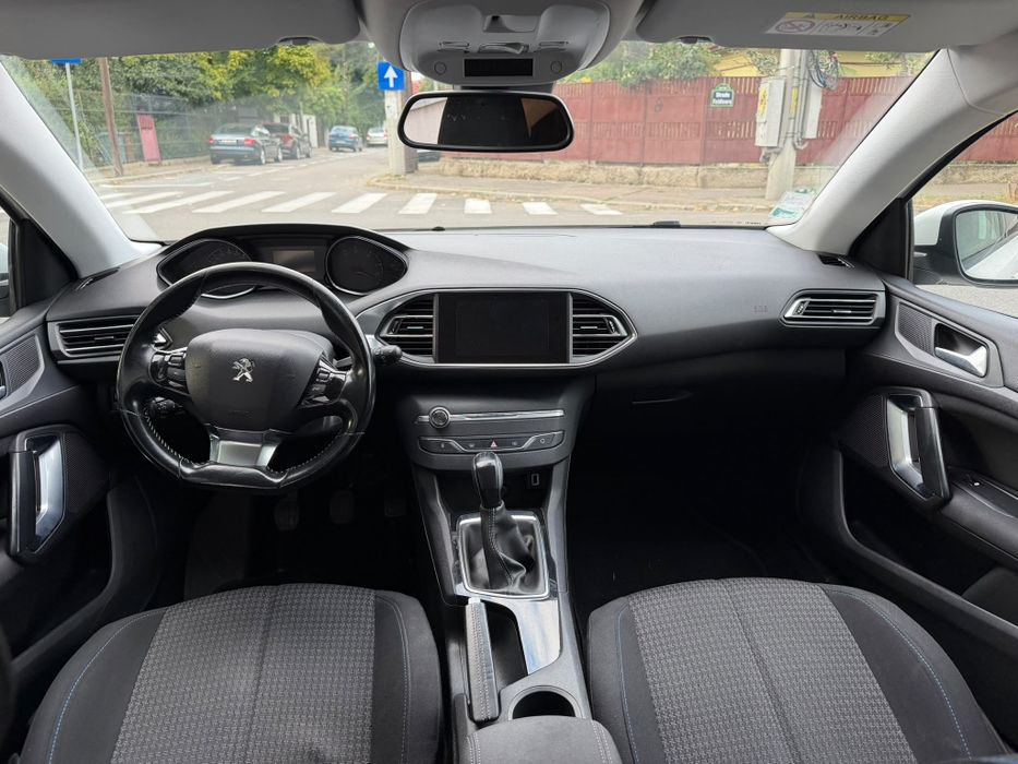 PEUGEOT 308 2018 — imagine 3
