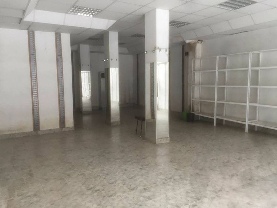 Дава се под наем Магазин в Лом - 70 кв.м за 348.84 € - Снимка #2