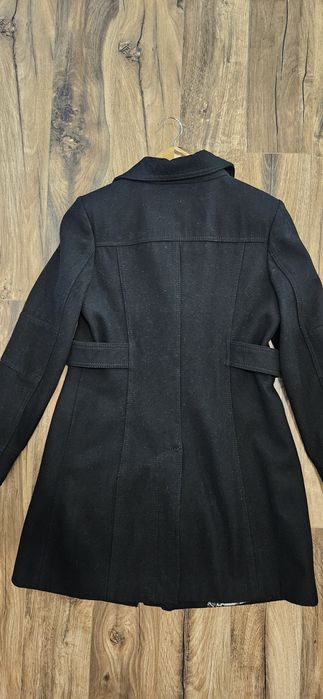 Дамско палто guess