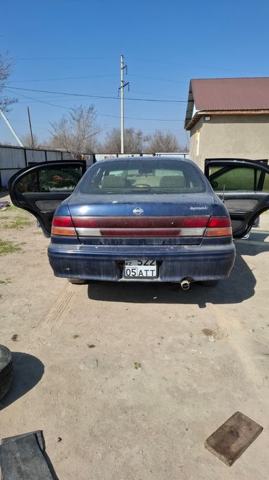 Машина сатылады.