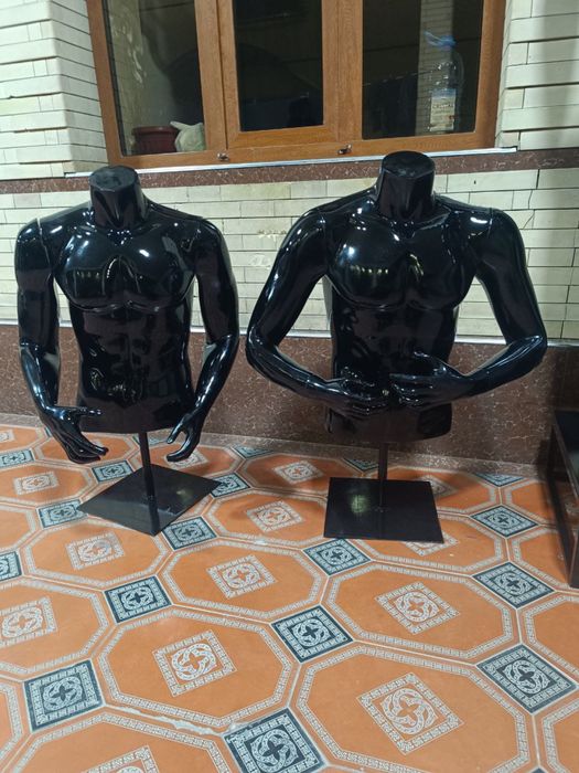 Срочно продам манекены