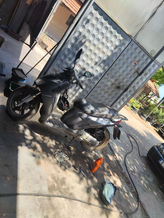 Aprilia Sportcity 200