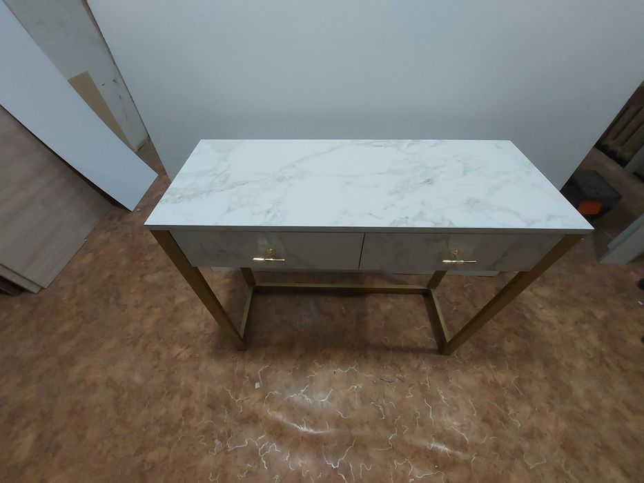 Туалетный Столики