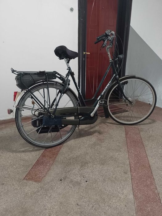 Vand bicicleta cu motor termic