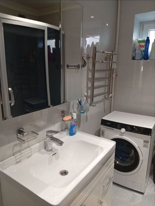 3/3/4 Дархан 77 серия  75 кв.м Кирпич .Мебель, техника