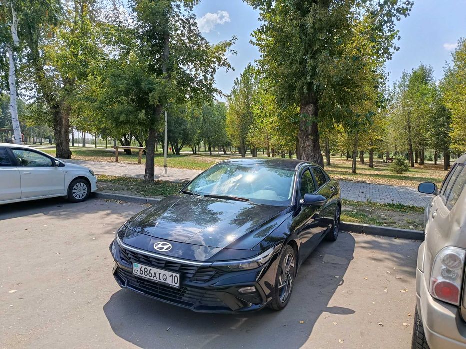 продам свежую хендай- элантру