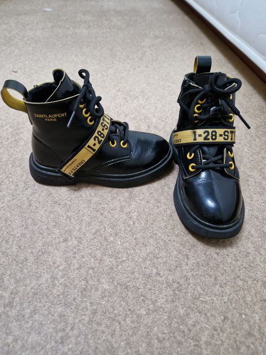 Сапожки для девочки