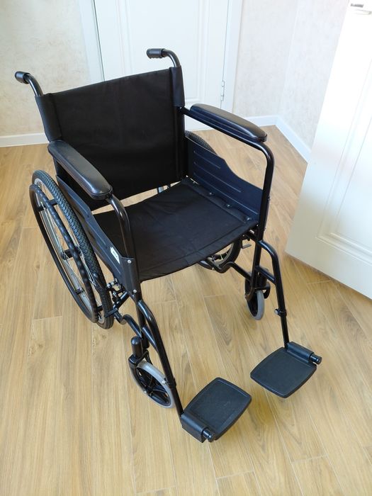 Инвалидная коляска