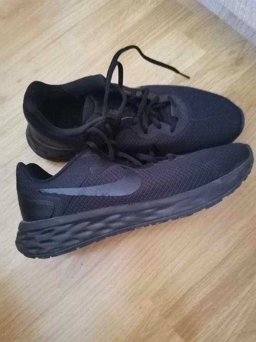 Летни Найк, Nike