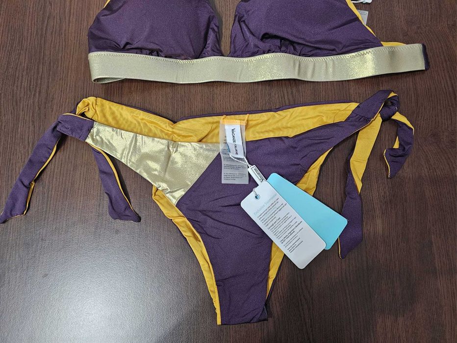 Costum de baie NOU