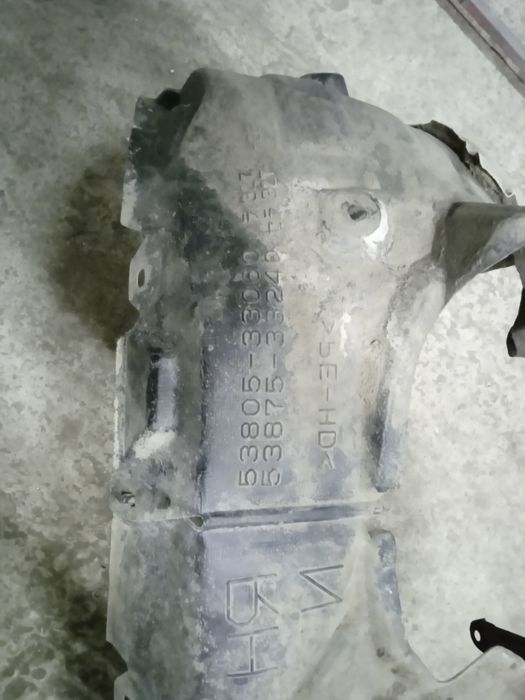 Продам запчасти разные.