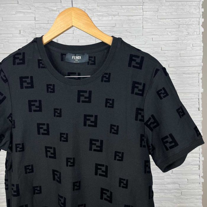 Тениска на Fendi