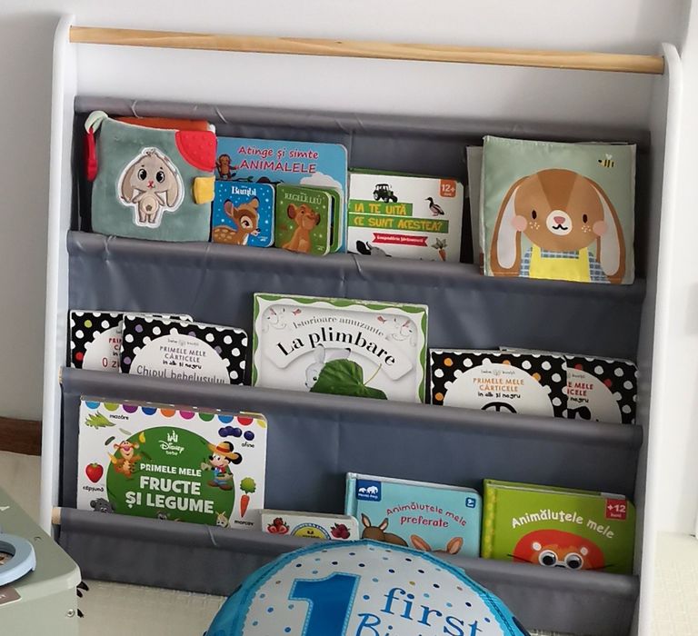 Bibliotecă pentru copii