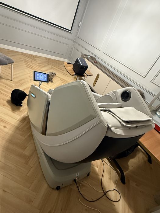 Массажное кресло CASA&MORE