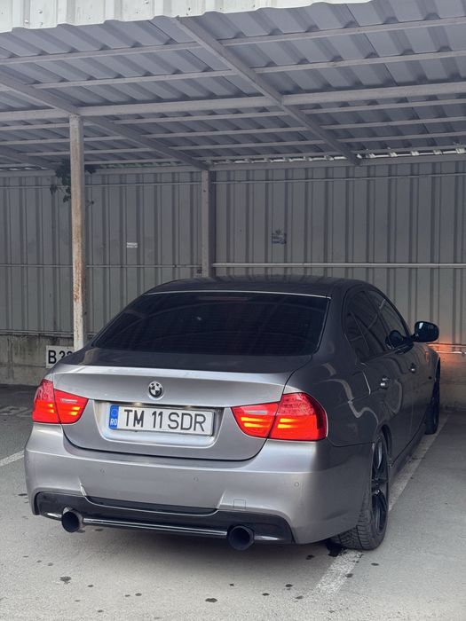 BMW 3 Series 2010