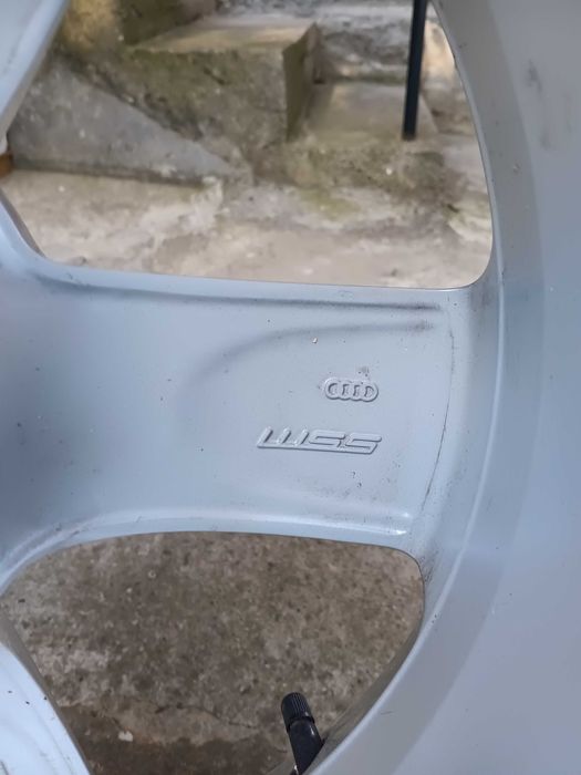 Продавам джанта с гума Bridgestone