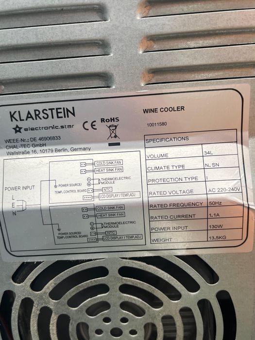 Frigider(racitor de vinuri)