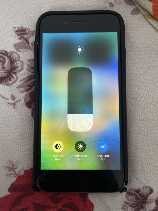 iPhone 8 64GB Айфон 8 64ГБ акб 63%