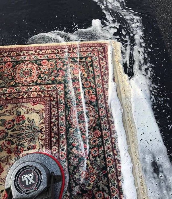 AFSONA Gilam yuvish korxonasi